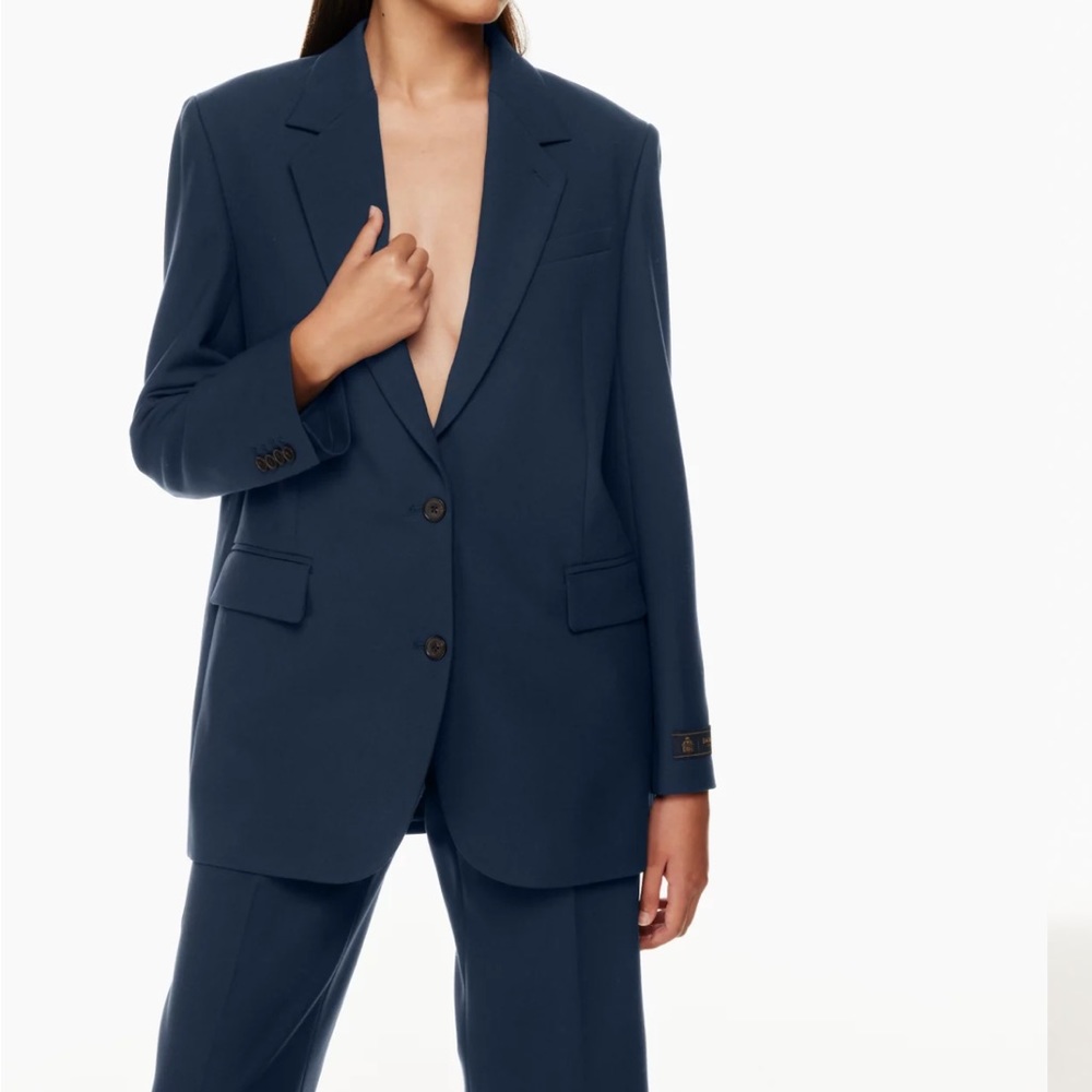 Aritzia blazer